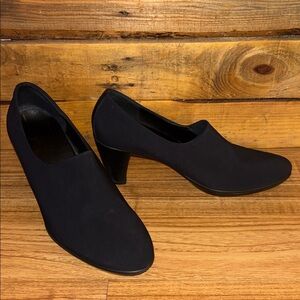 Ecco Women's Black Slip-On Heels